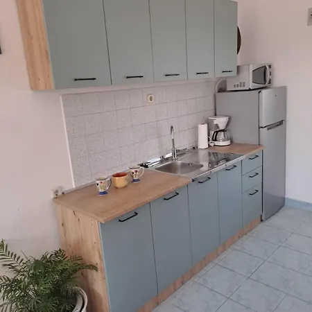 Hera Apartment
